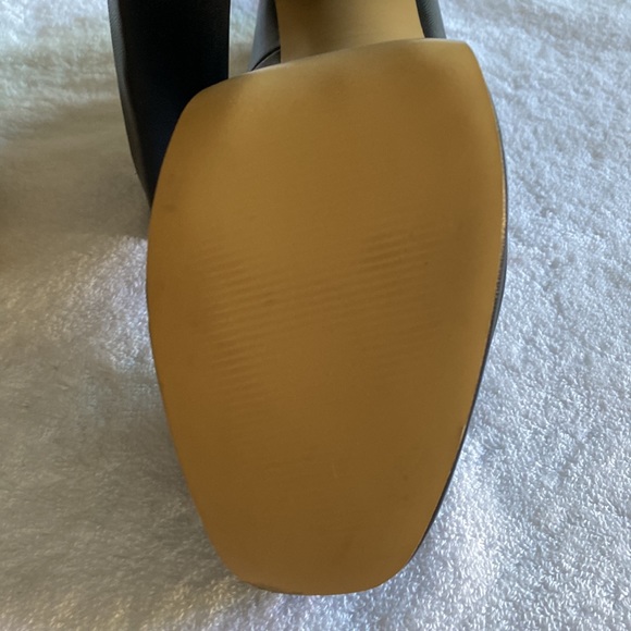 Chris-T Women’s Chunky Heels - Picture 6 of 7